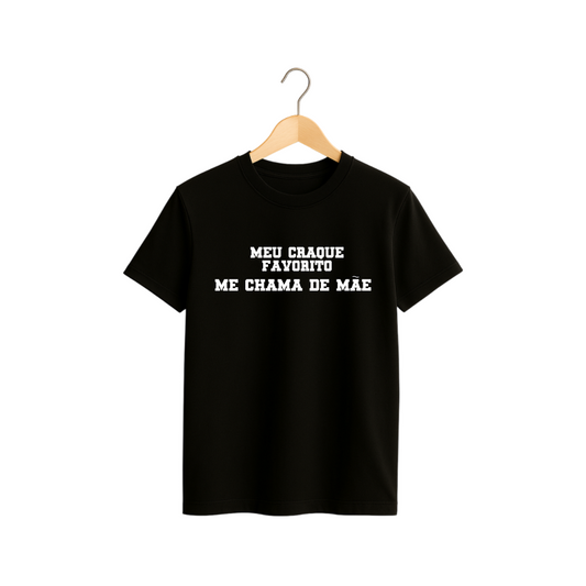 Camiseta “Meu Craque Favorito Me Chama de Mãe” – Orgulho estampado em cada detalhe!👩👦